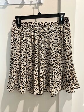 Banana Republic Pleated Leopard Print Mini Skirt - Beige and Black